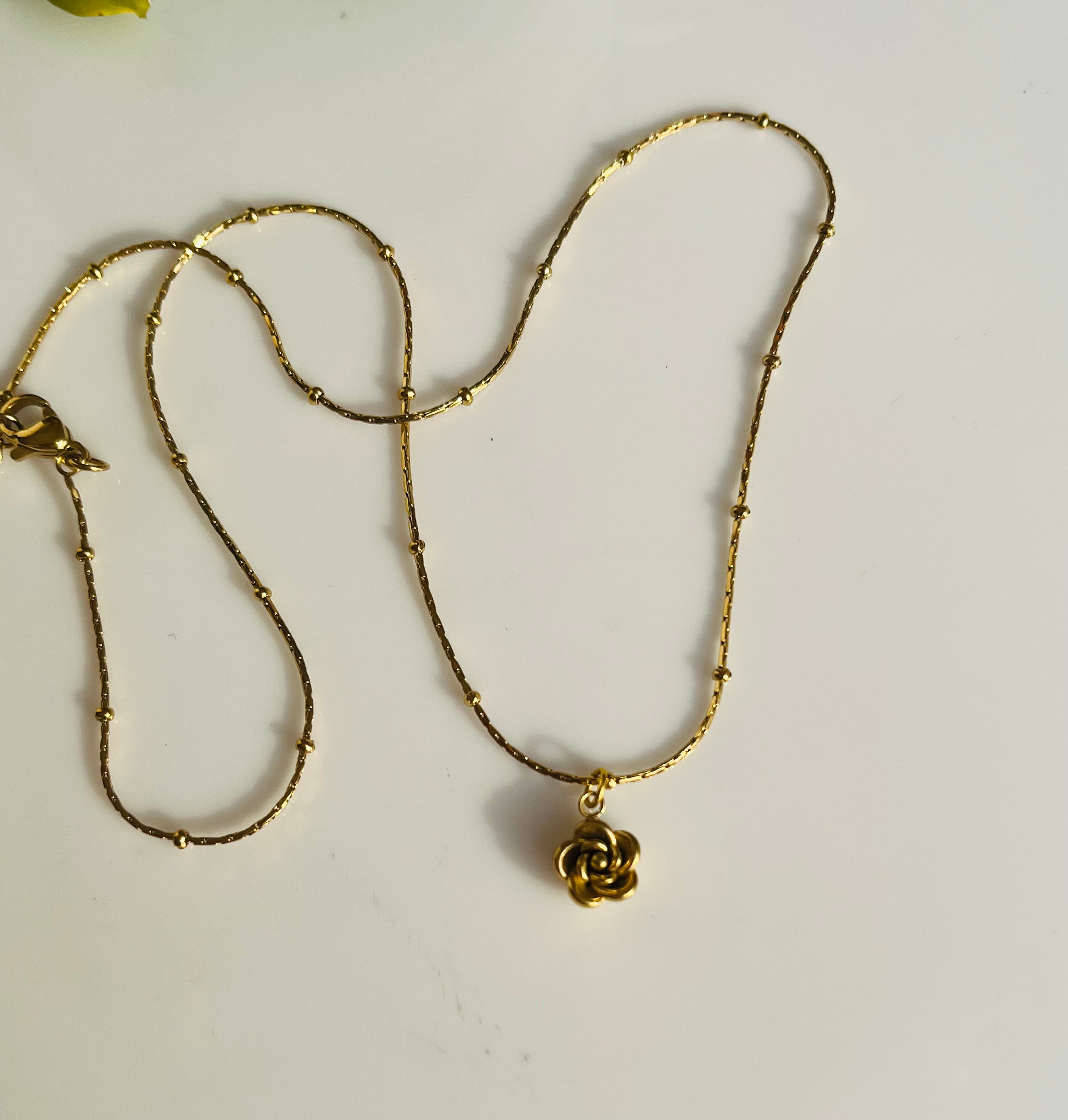 Vintage Rose Charm pendent