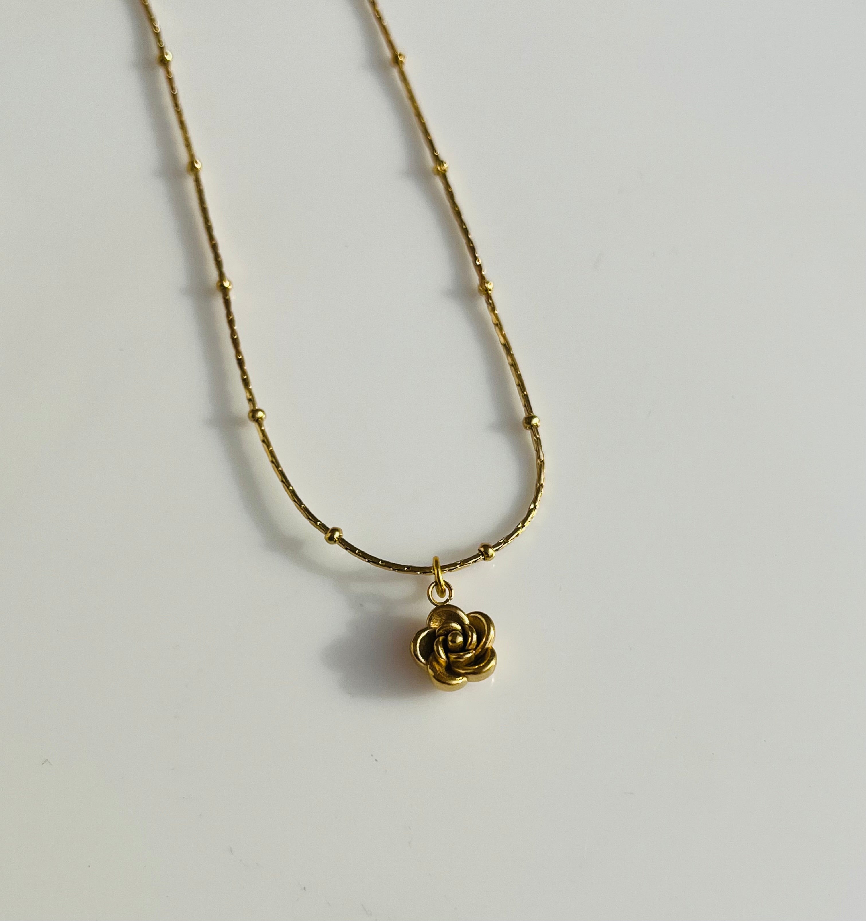 Vintage Rose Charm pendent