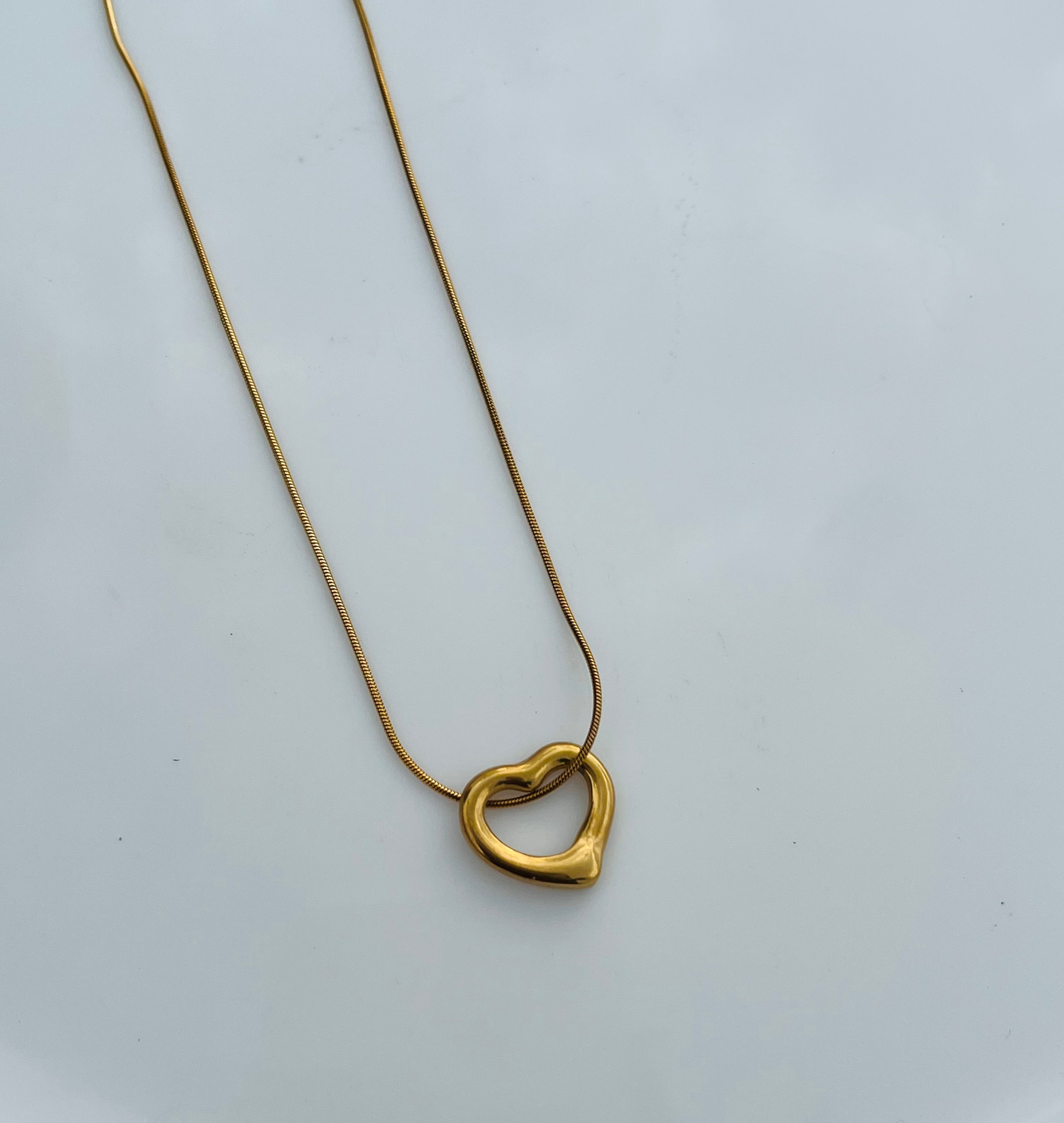 Golden Heart Loop Necklace