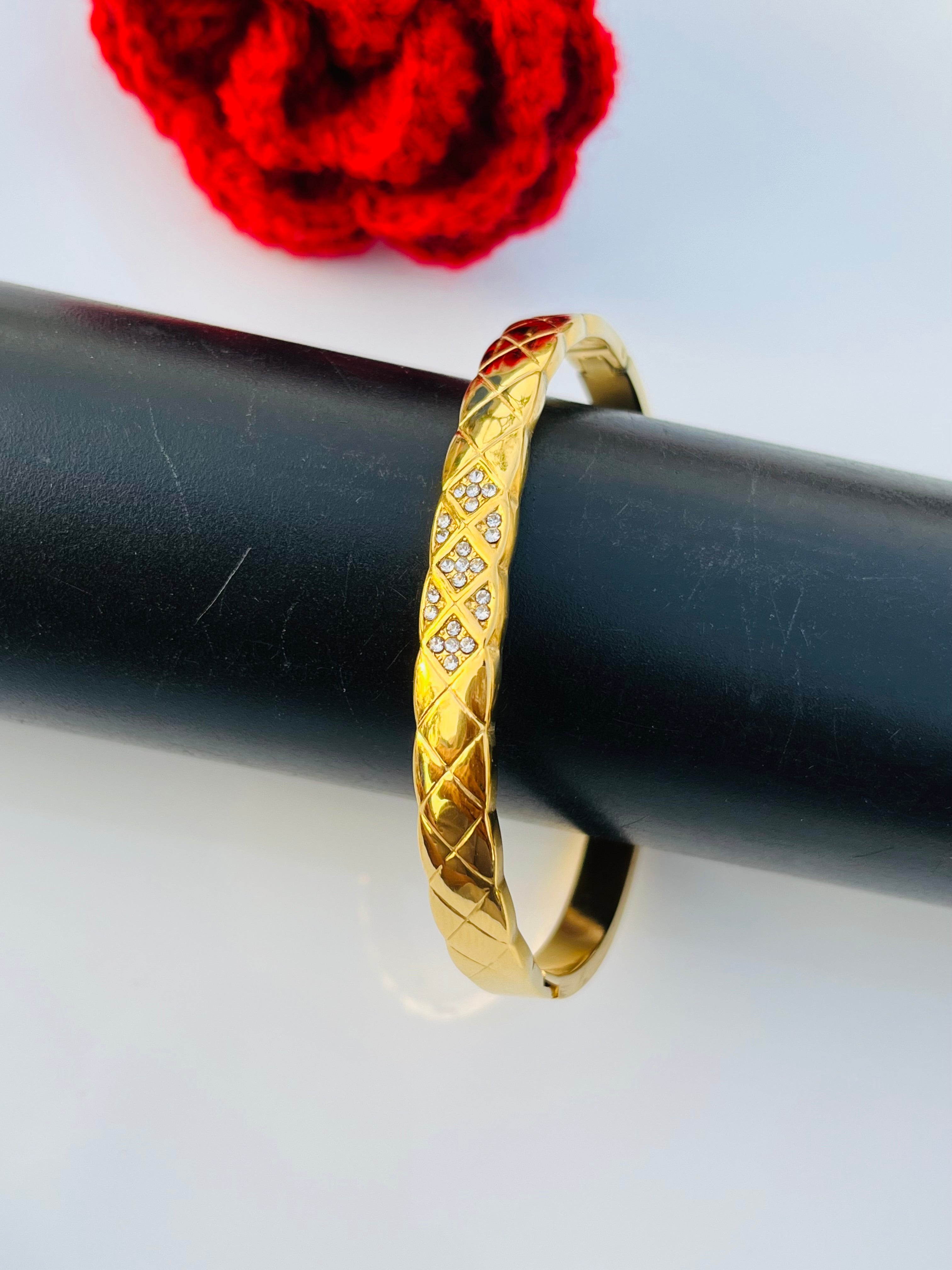 Luxury Gold Crystal Bangle Bracelet for Women