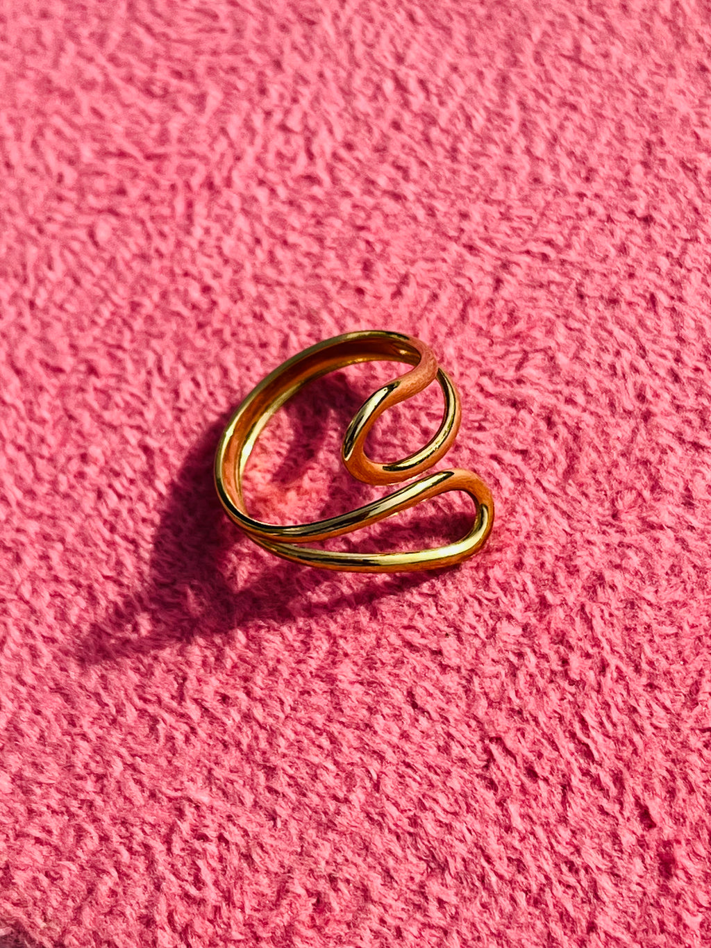 Hug Adjustable Ring