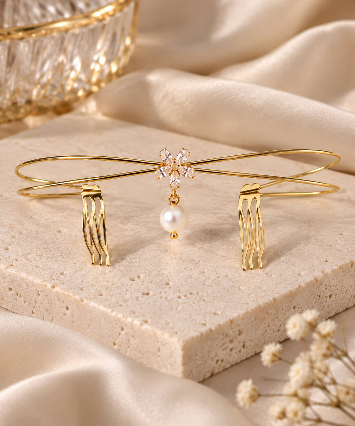 Elegant pearl hair vine