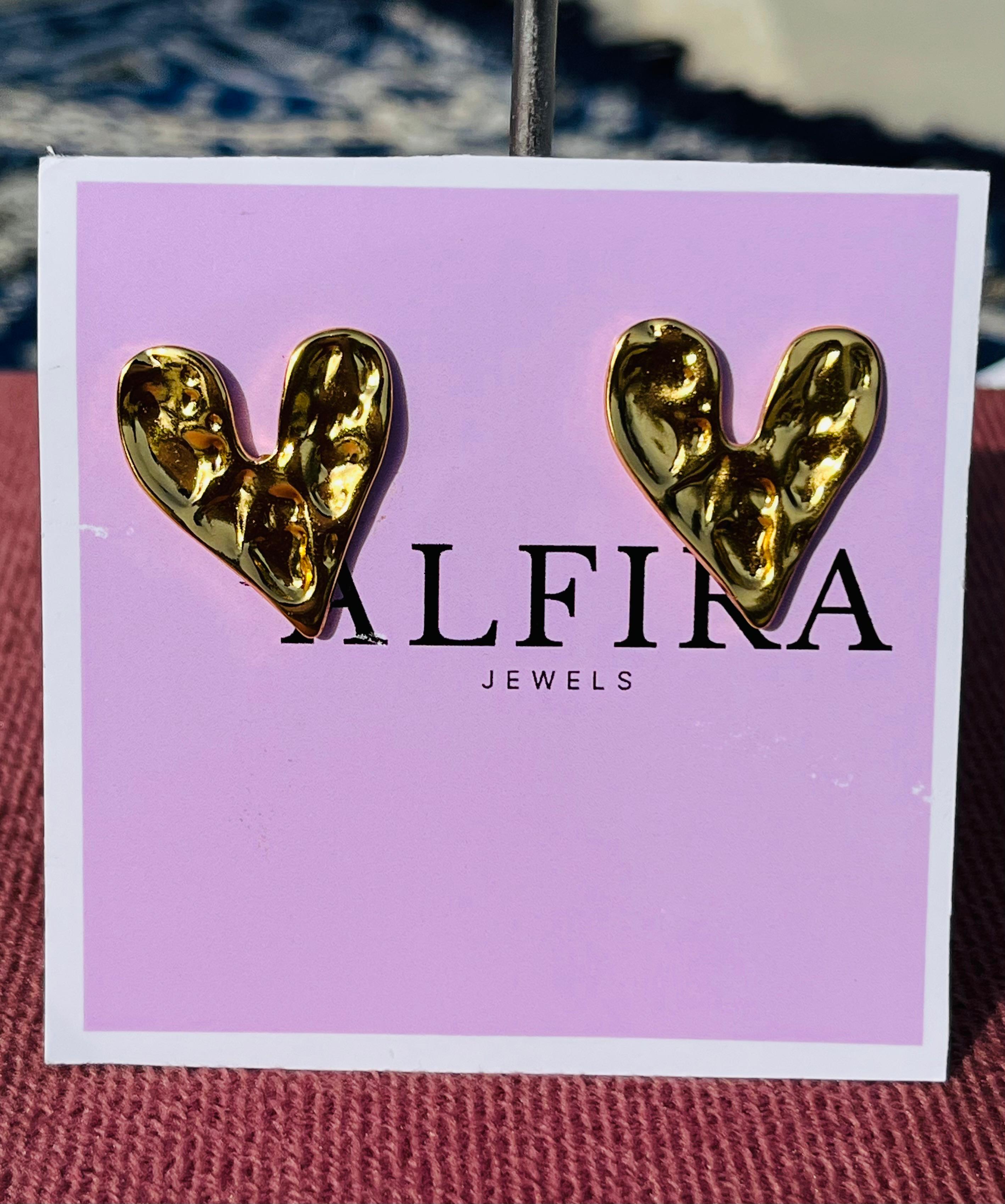 Sculpted Heart Gold Stud Earrings